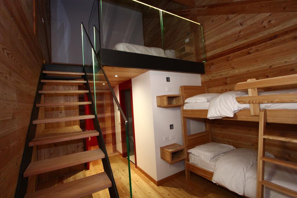 Duplex Quadruple Room