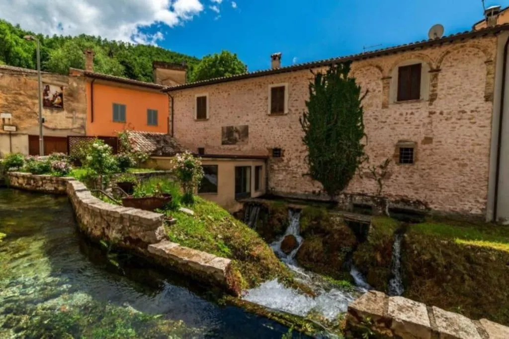 Casa Vacanze Fonte del Menotre-1
