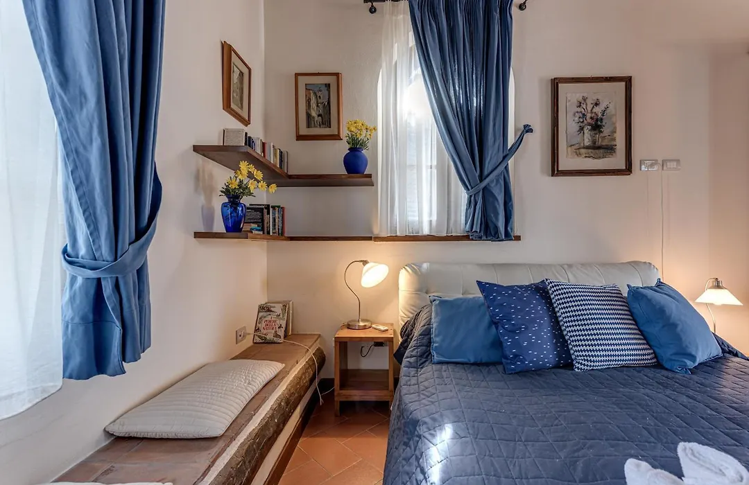 Casa Vacanze Rondini Blu-1