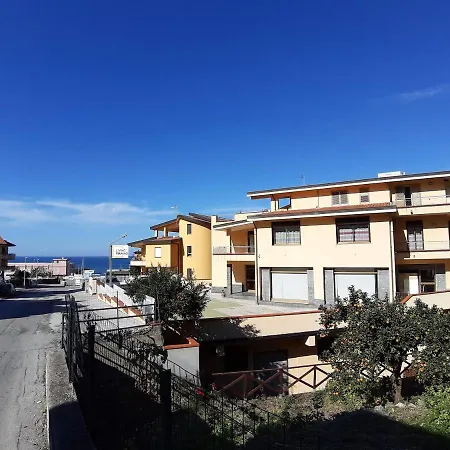 Living Piraino casa vacanze-3
